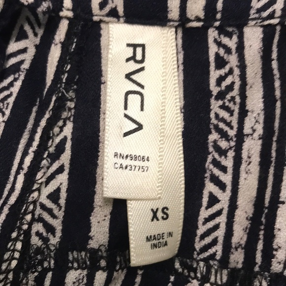 RVCA Easy Peasy Jumper Women’s Sleeveless Black - Picture 6 of 7