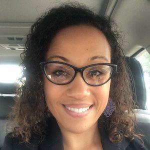 Meet your Posher, Nina