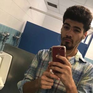 Meet your Posher, Thomas