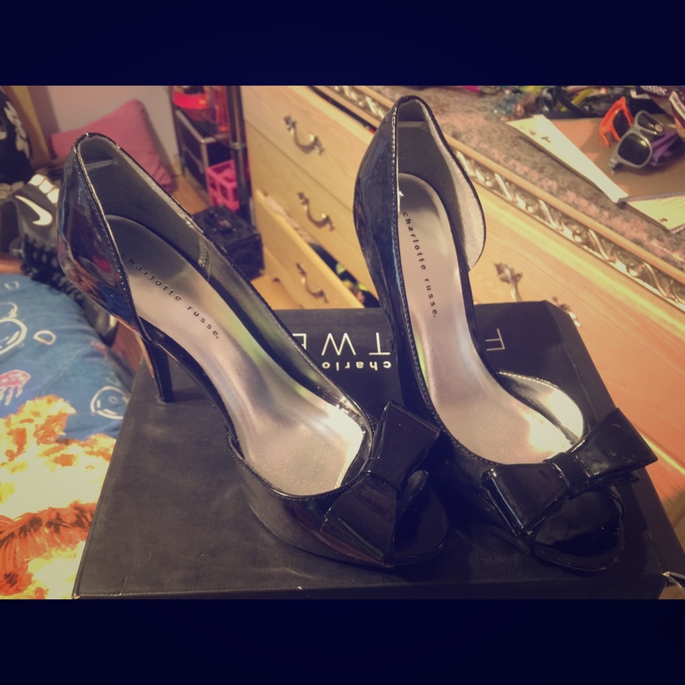 Black heels
