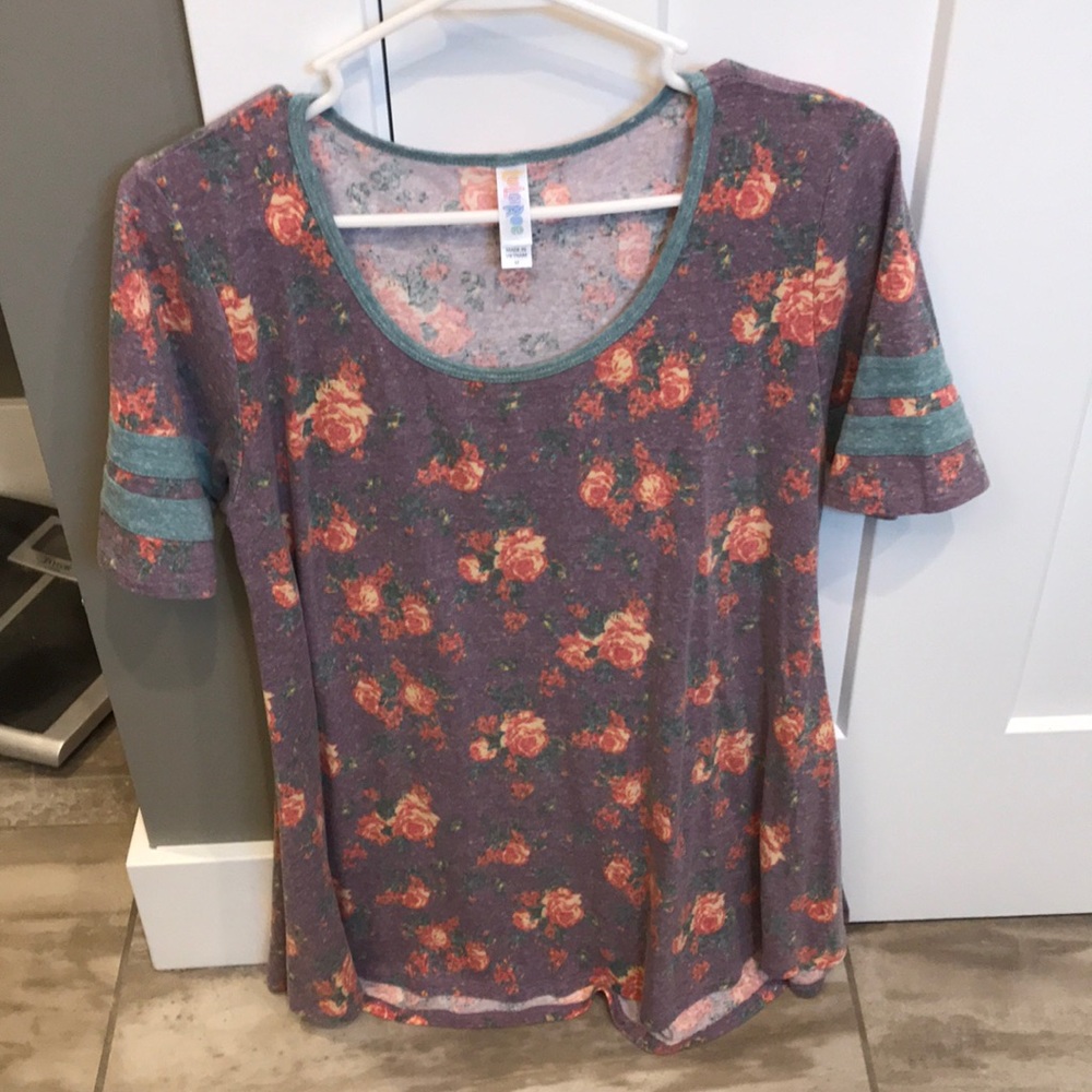 Lularoe perfect t!