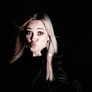 Meet your Posher, Christie