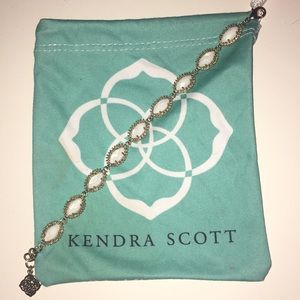 Kendra Scott bracelet