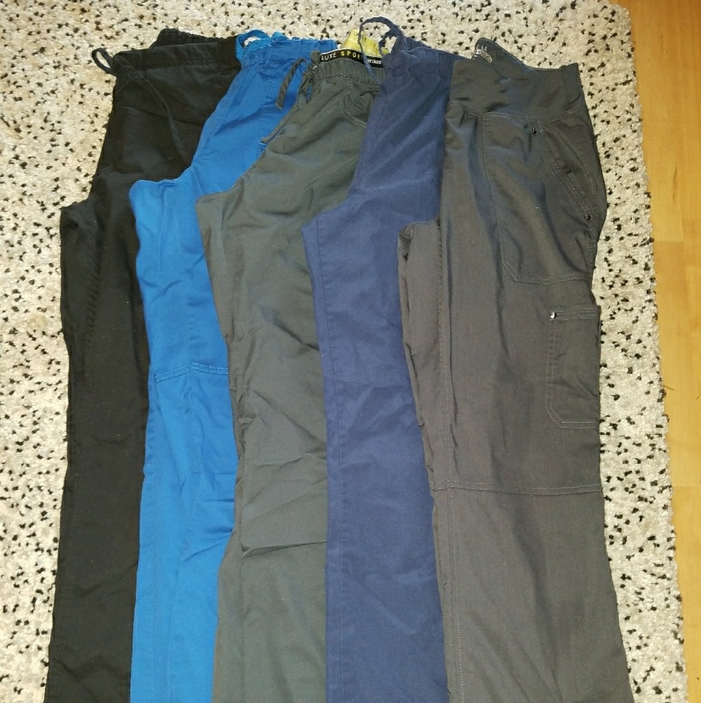 Scrub pants size small