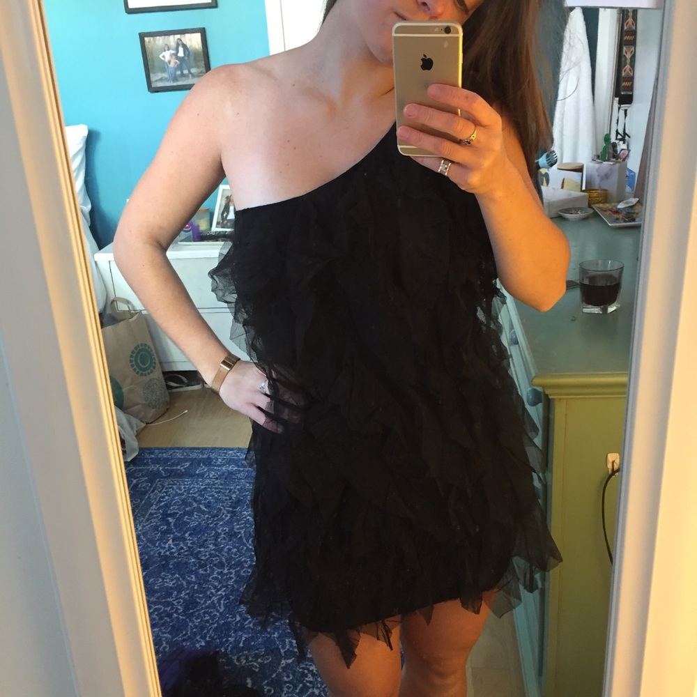 Off Shoulder Ruffle Dress - Picture 2 of 6