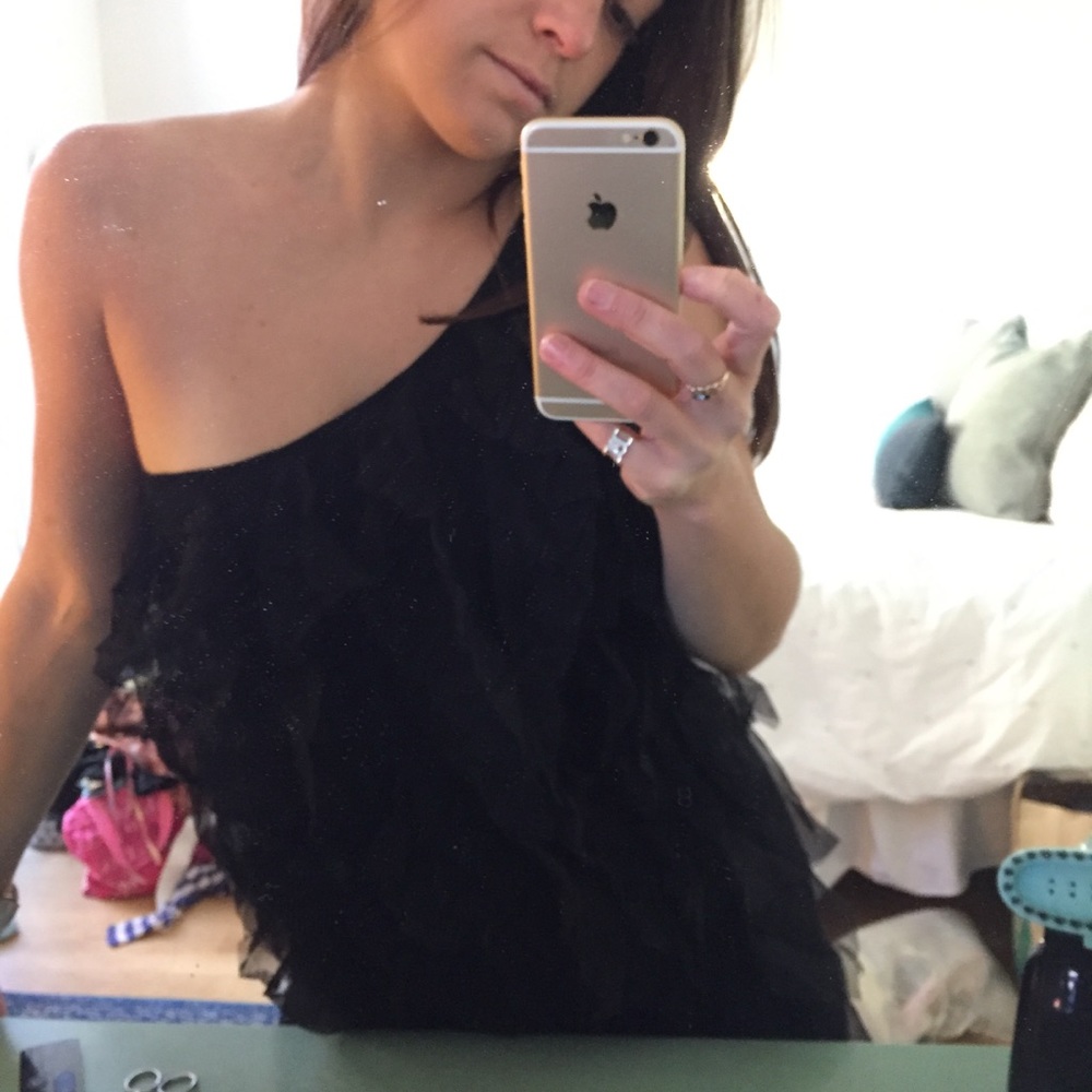 Off Shoulder Ruffle Dress - Picture 5 of 6