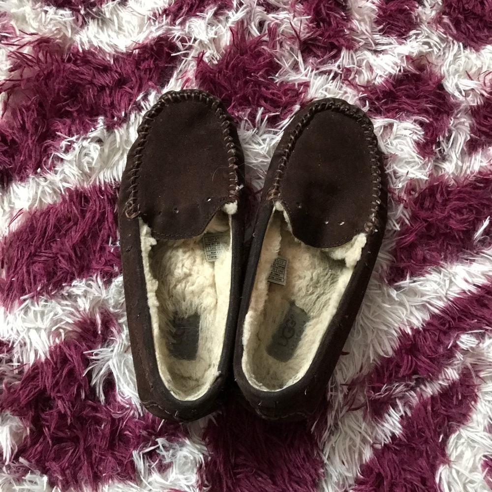 Ugg slippers moccasins