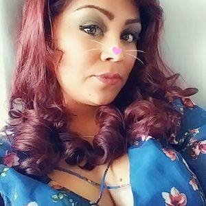 Meet your Posher, Corina