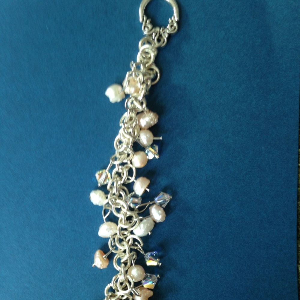 Brand new pearl bracelet