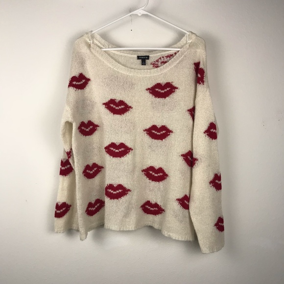 torrid lipstick sweater