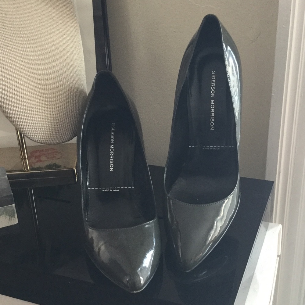 Sigerson Morrison Green & Black Heels 9