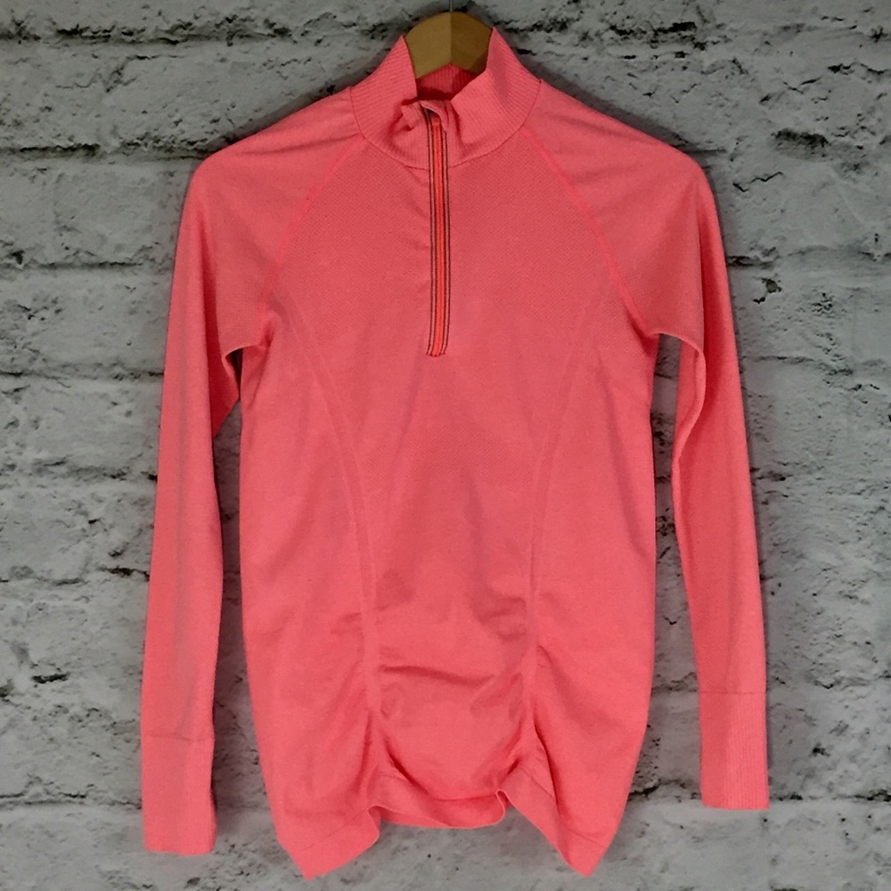 Athleta fast track half zip thumb holes size S