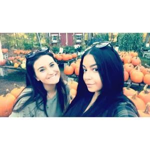 Meet your Posher, Emily