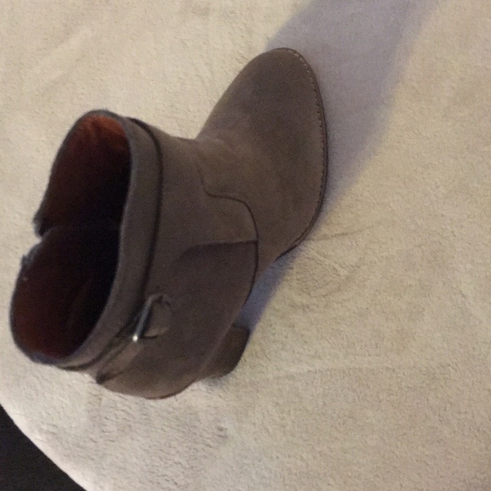 Really nice booties - Picture 3 of 3