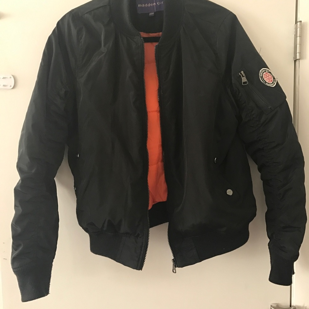 black puffer jacket
