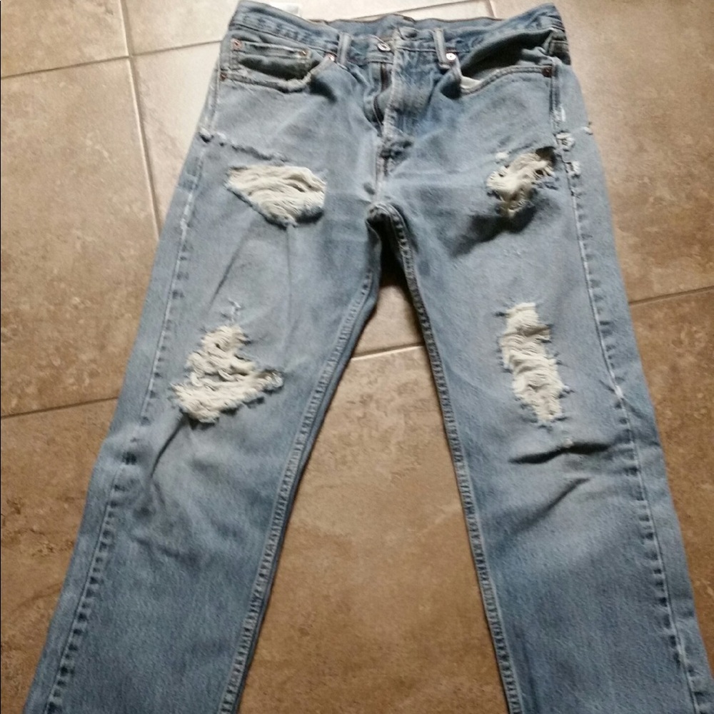 Destroyed  505 men's Levi's