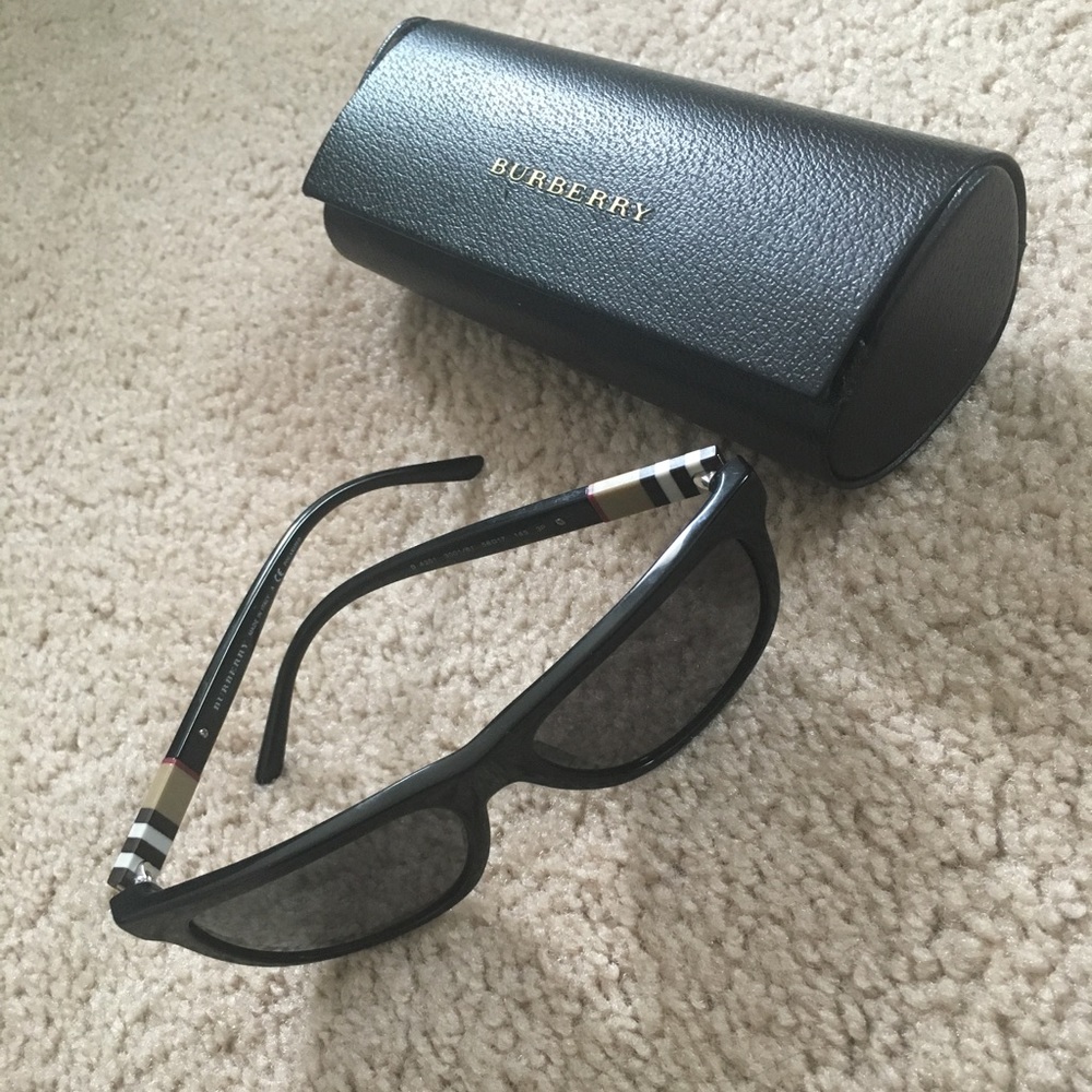 Burberry sunglasses