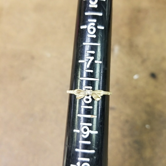 10K Gold Bow Diamond Ring - Picture 2 of 2