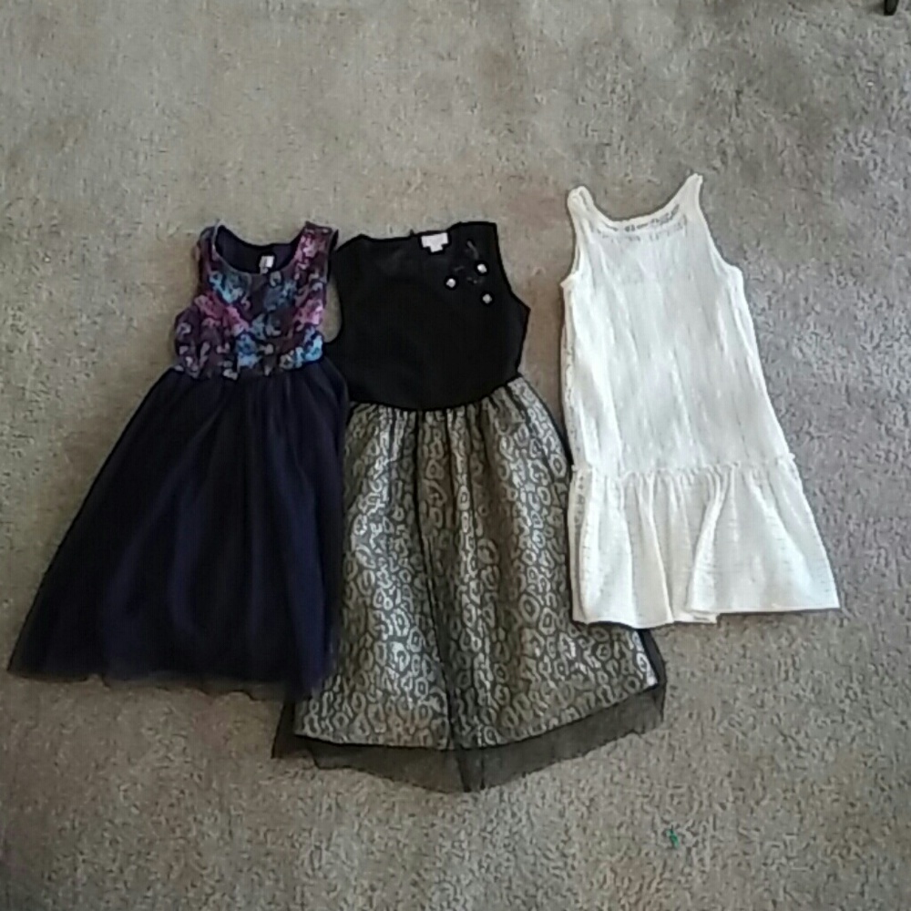 Girls bundle .christmas dress