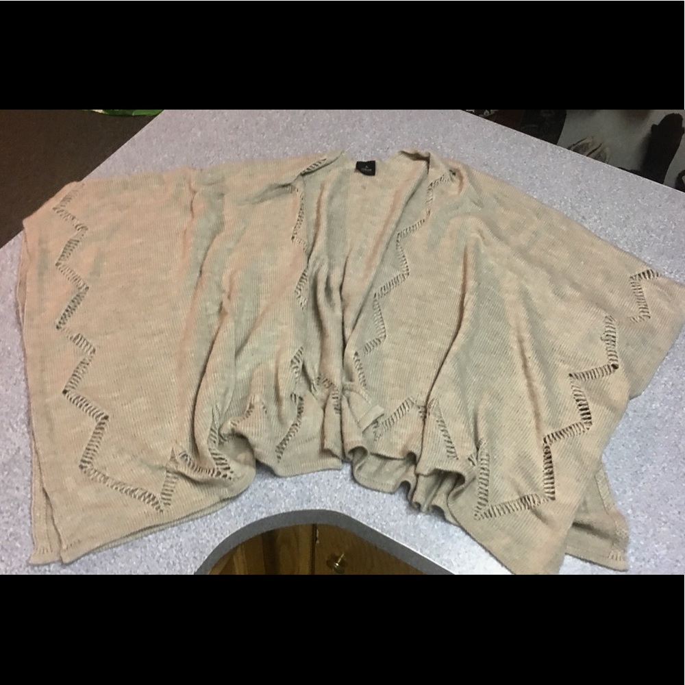VFraas Brand New Shawl. Excellent Condition.NWOT