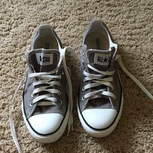 Grey converse