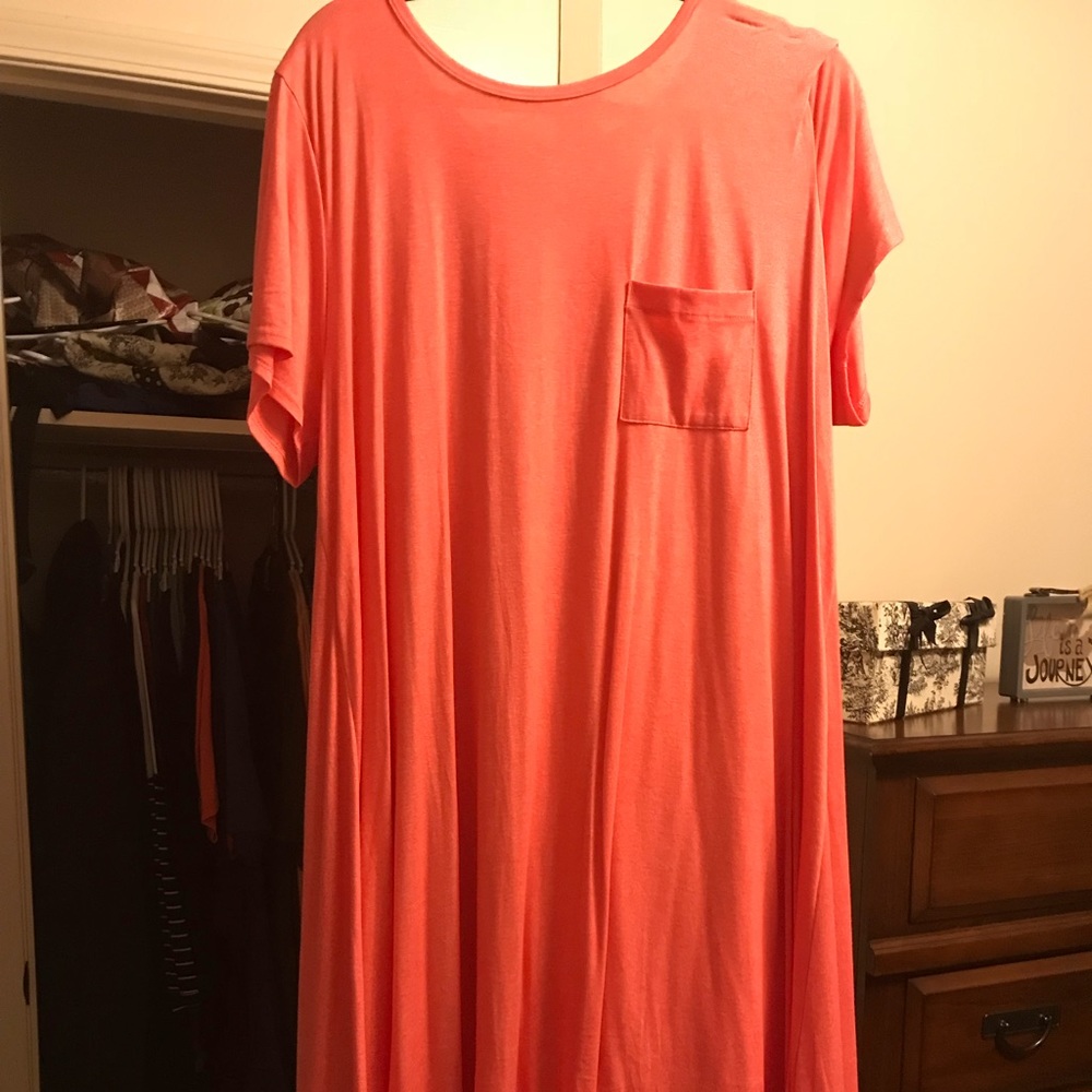 Pink LulaRoe Carly
