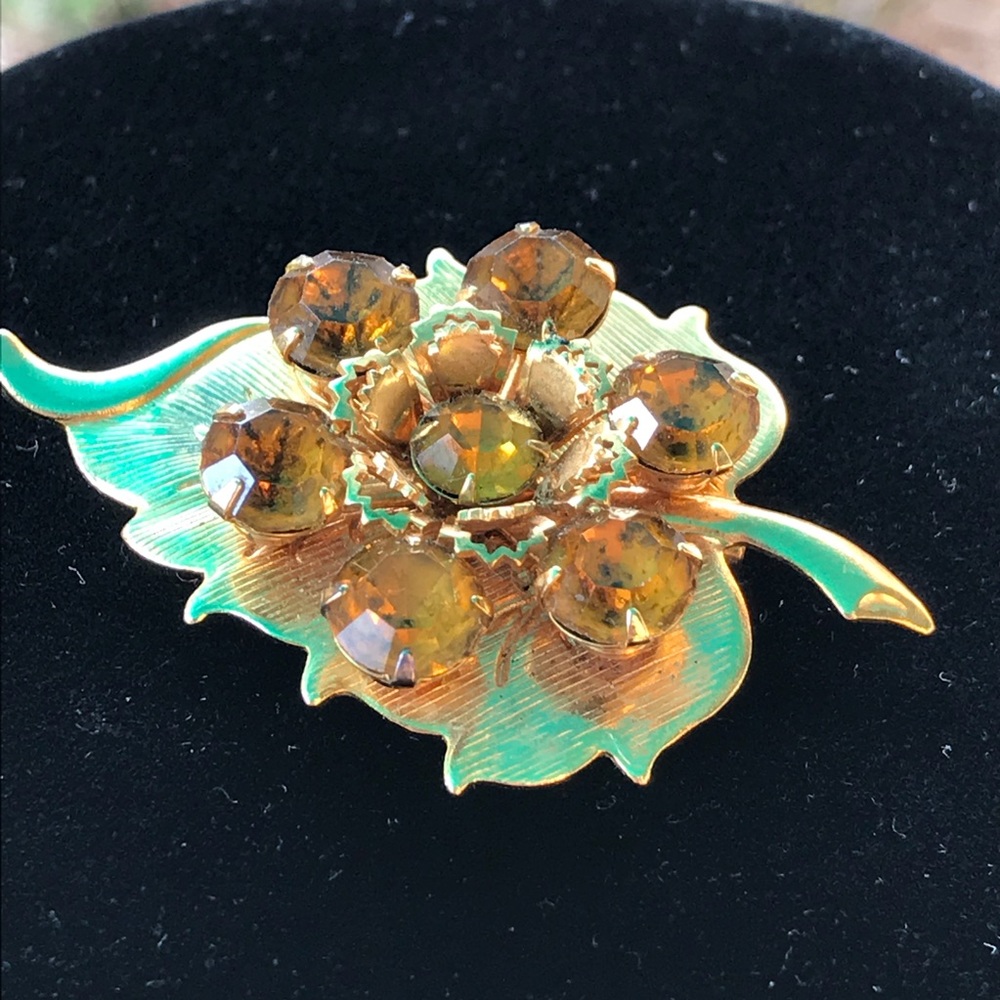 VTG Citrine Color Rhinestone Leaf Pin - Picture 2 of 8