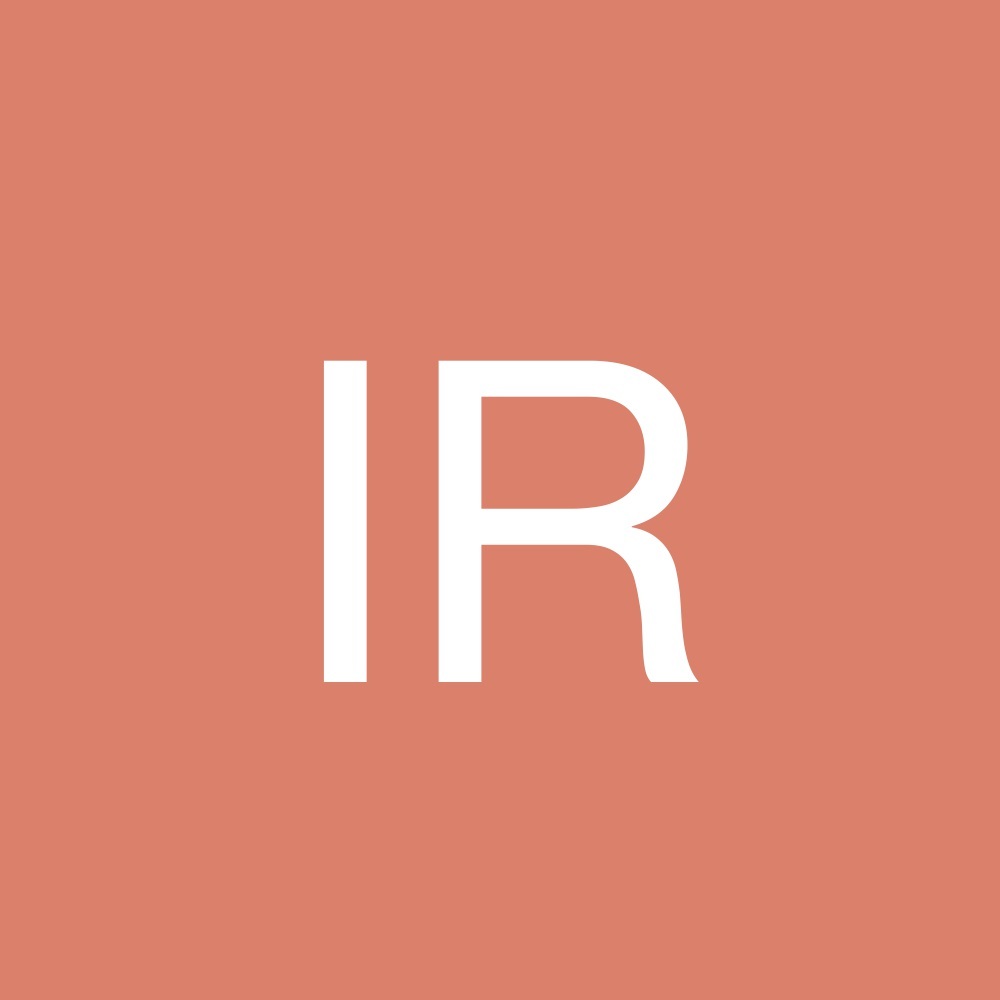 Meet your Posher, Izzy