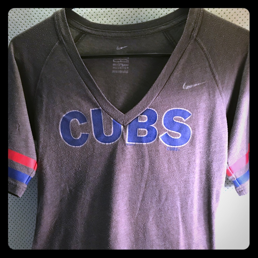 Nike Women’s Cubs T-shirt