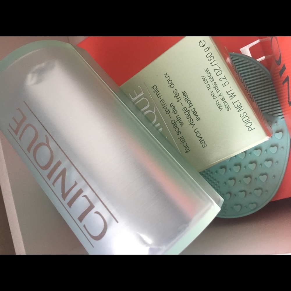 Clinique large soap with dish and 2 minis
