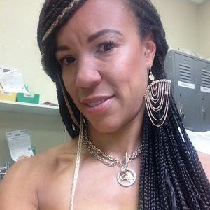 Meet your Posher, Chandra