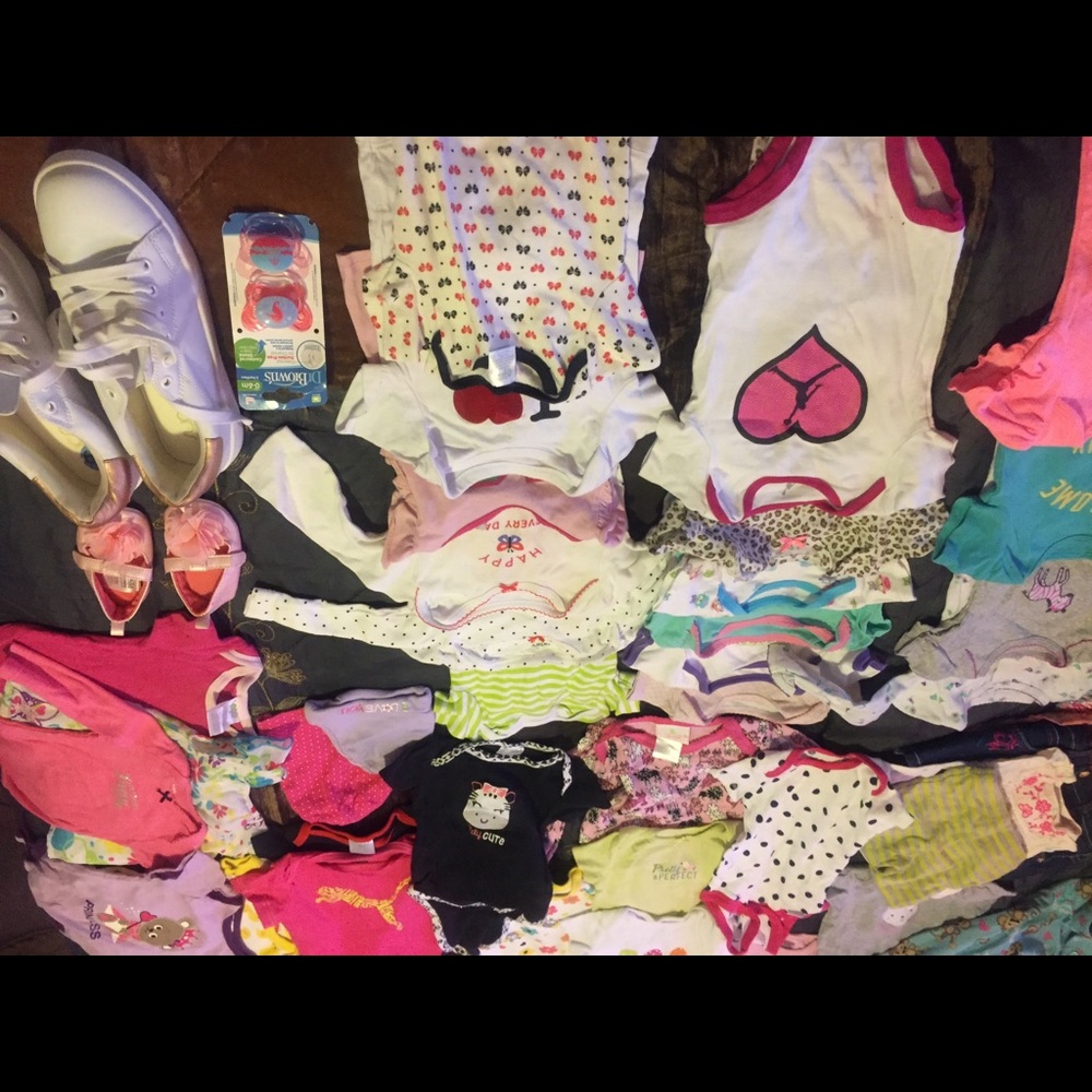 Baby girls clothes 0-12 months onzies,pants , etc - Picture 4 of 8