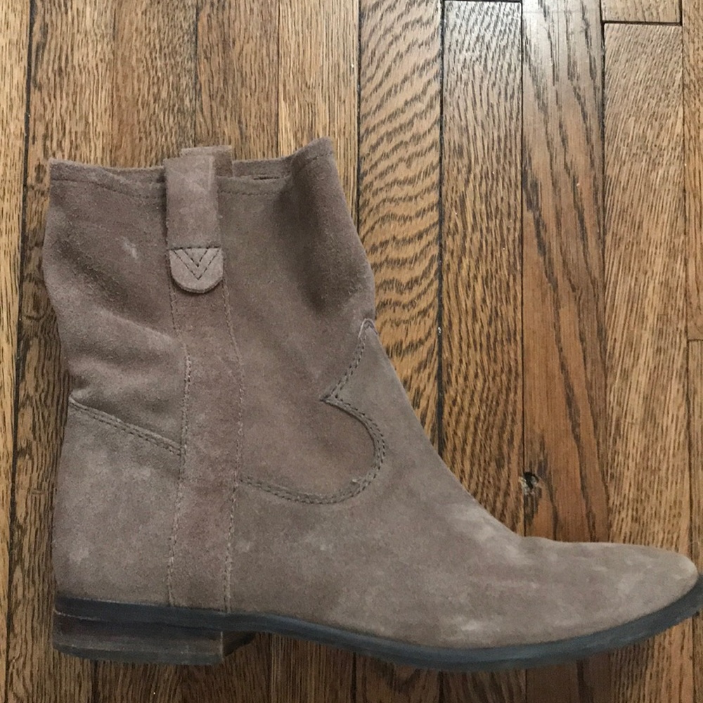 Brown tan leather suede boots