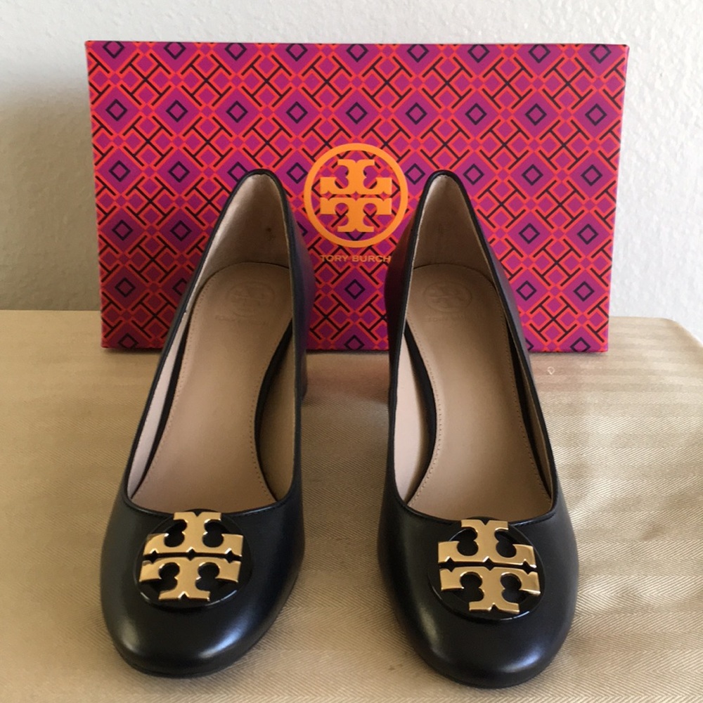 💋SALE💕 Brand New Tory Burch Shoes (Size: 8.5)