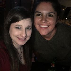 Meet your Posher, Clarissa