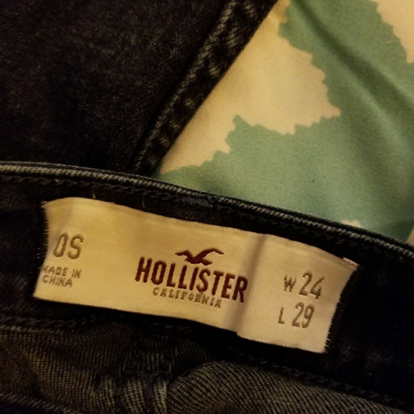 Blue Jeans - Picture 3 of 3