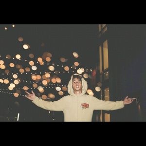 Meet your Posher, Alex