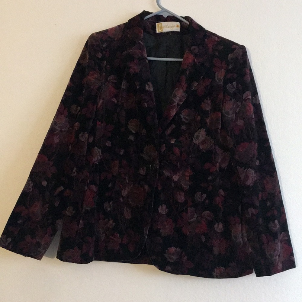 Vintage velvet floral blazer