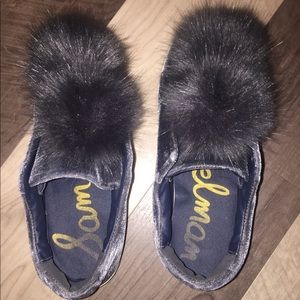 Sam Edelman Leya Pom Pom sneaker