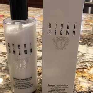 Bobby Brown soothing cleansing milk face wash