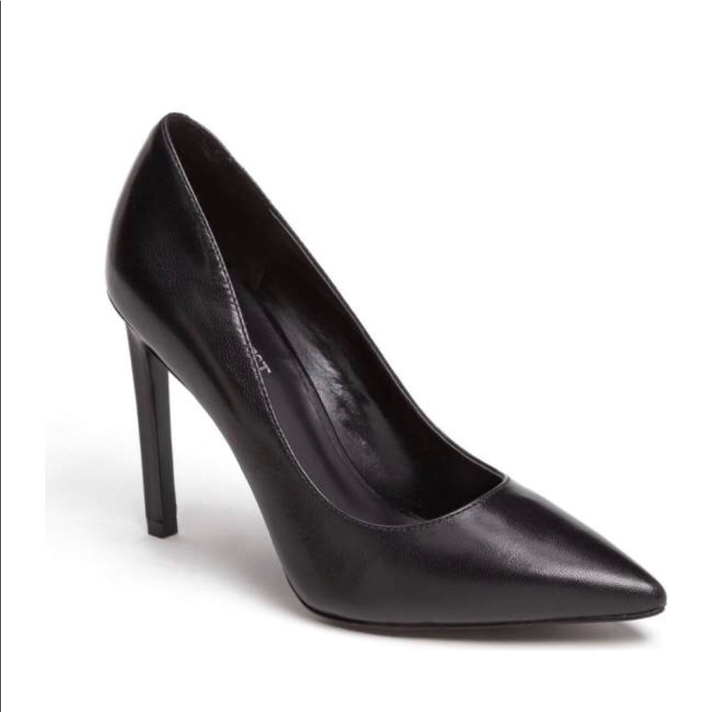 Nine West Tatiana Black Pumps