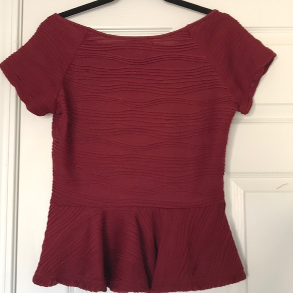 Garnet red stretchy blouse. - Picture 2 of 2