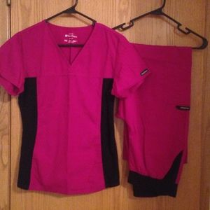 Cherokee Flexibles Scrubs in Shocking Pink