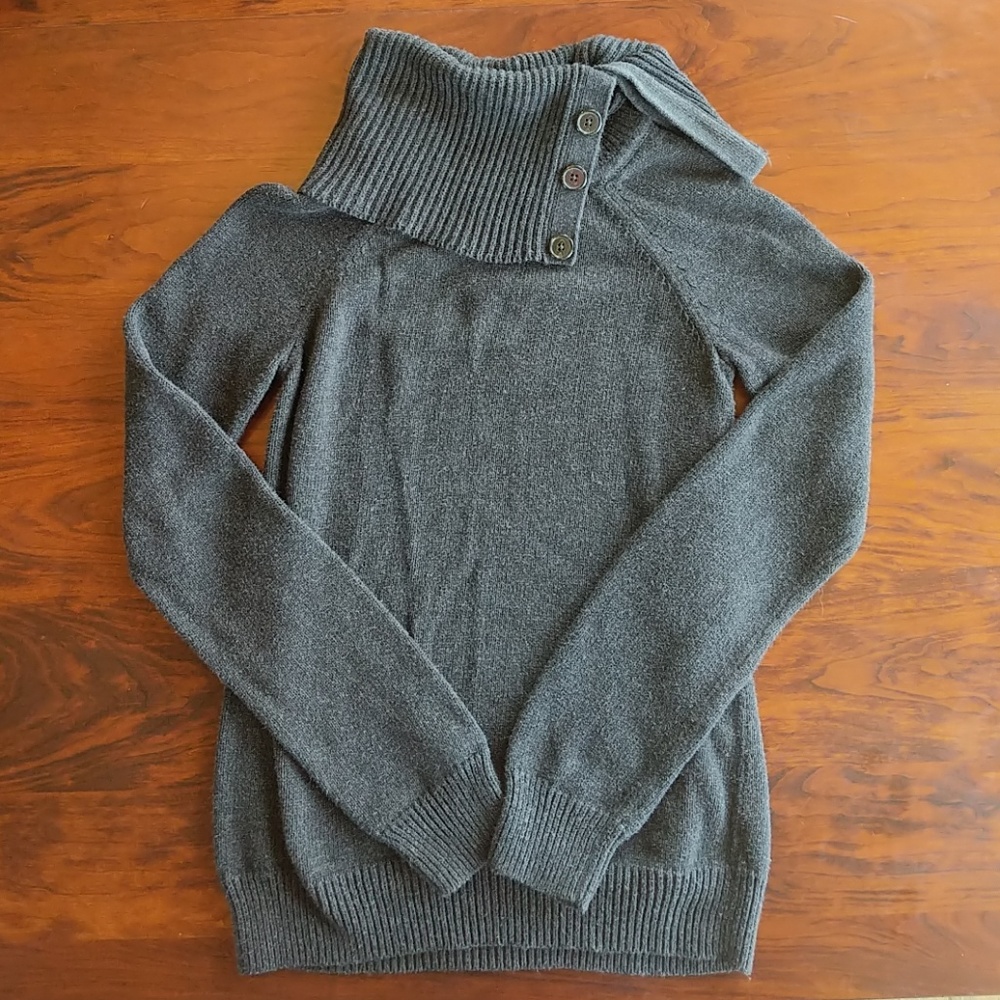 Gap Sweater