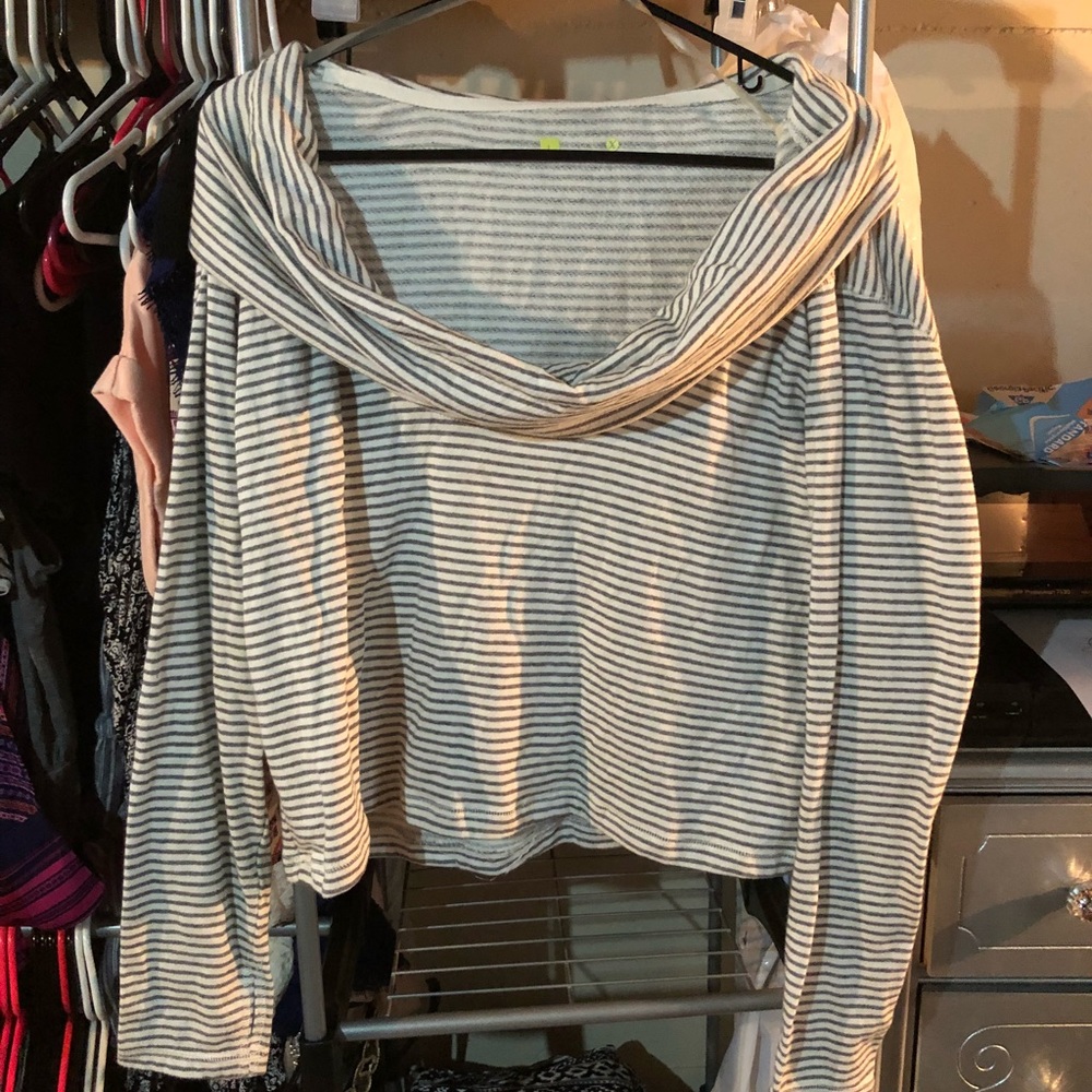 Off the shoulder yoga top