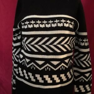 Black and white sweater forever 21