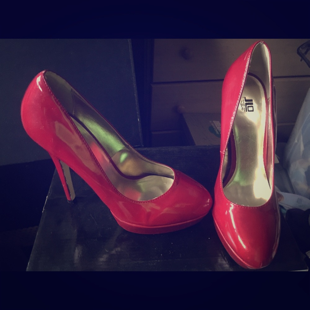 JLO red heels
