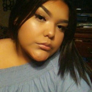 Meet your Posher, Violet