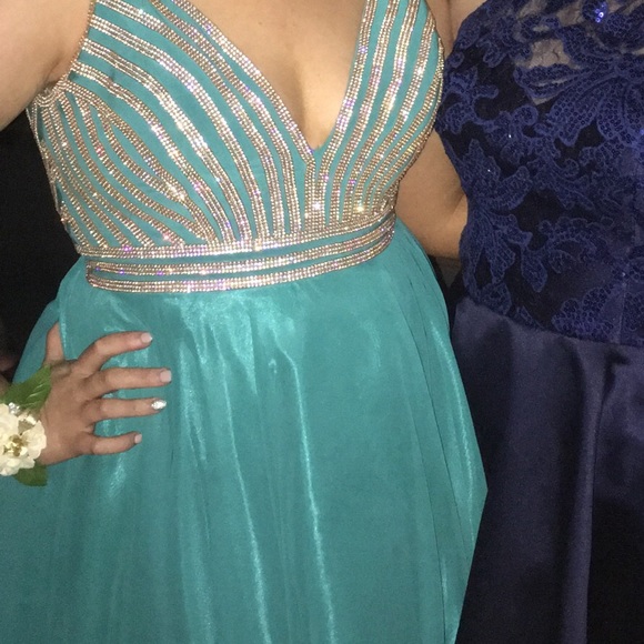 homecoming dress - Picture 3 of 3