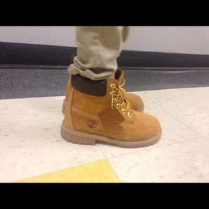 Youth timberland